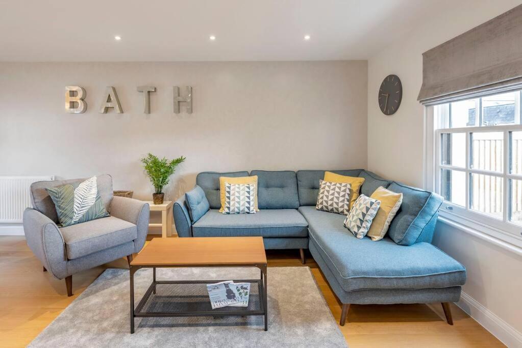 바스 Fantastic 3-Bed House With Parking 빌라 외부 사진